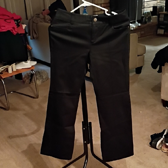 Tommy Hilfiger Classic Black Flare Pants - Picture 1 of 7
